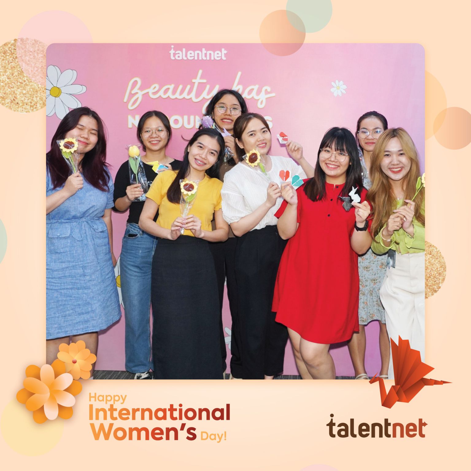 BEAUTY HAS NO BOUNDARIES

Talentnet believes that happiness means you appreciate uniqueness and be confident. Under the theme “Beauty Has No Boundaries”, a series of 